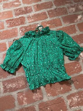 Who What Wear Green Black Texture Ruffle Elbow Sleeve Smocked Waist High Neck